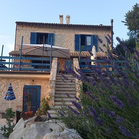 אבטג'ו La Casa Dalle Finestre Blu מראה חיצוני תמונה