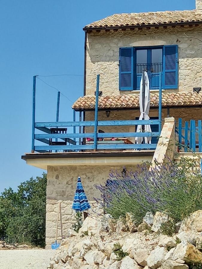 אבטג'ו La Casa Dalle Finestre Blu מראה חיצוני תמונה