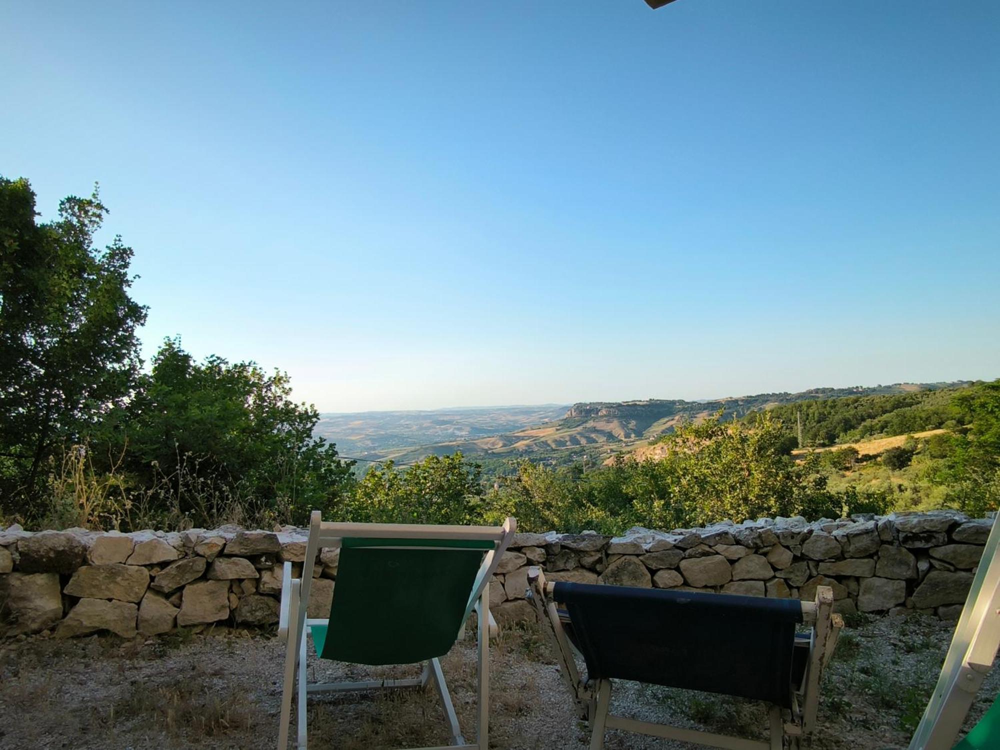 אבטג'ו La Casa Dalle Finestre Blu מראה חיצוני תמונה