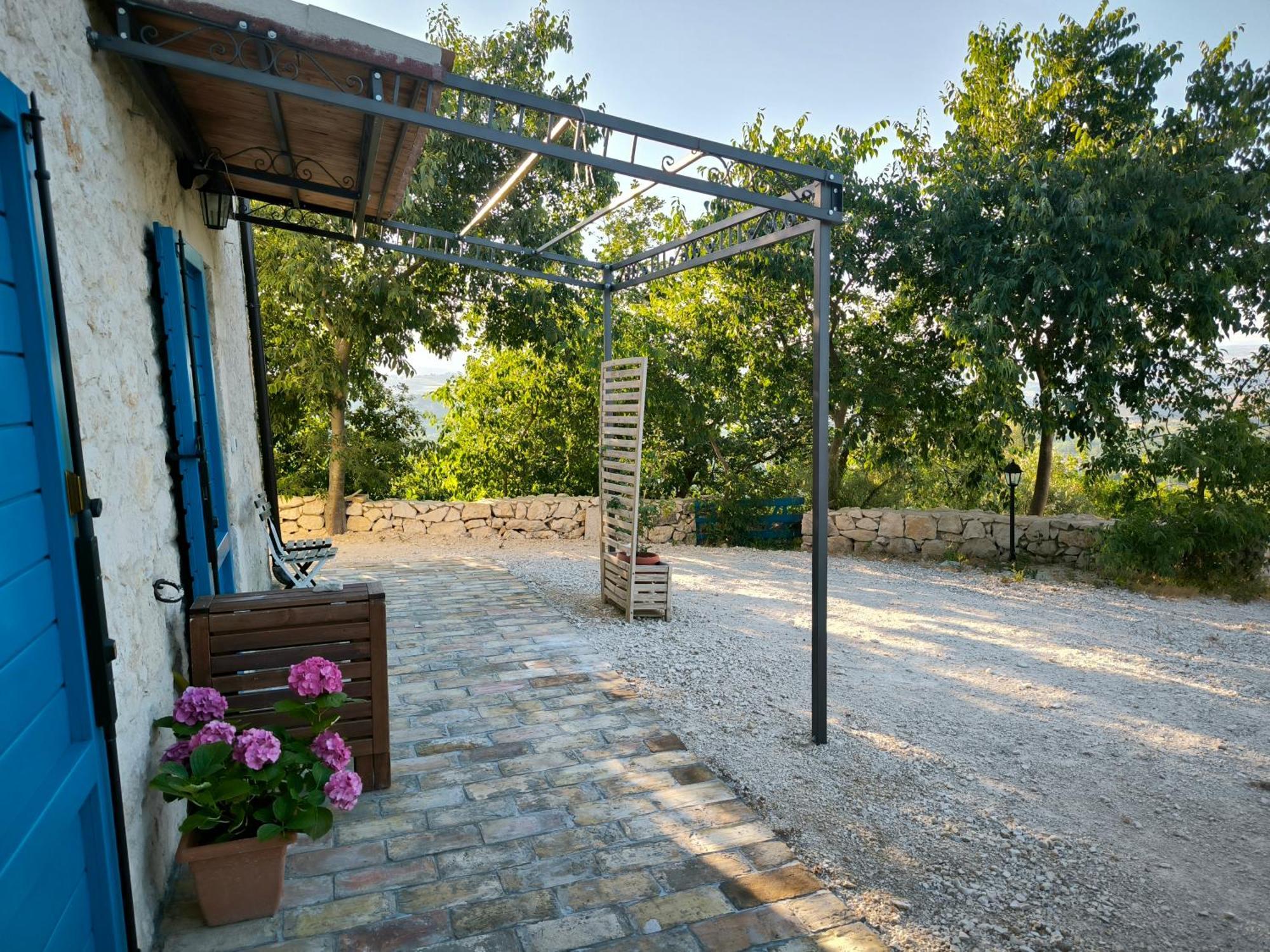 אבטג'ו La Casa Dalle Finestre Blu מראה חיצוני תמונה